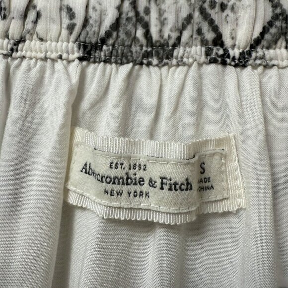 Abercrombie & Fitch Maxi Skirt Small Gray Snakeprint Chiffon Elastic Waist Flowy - Picture 4 of 7